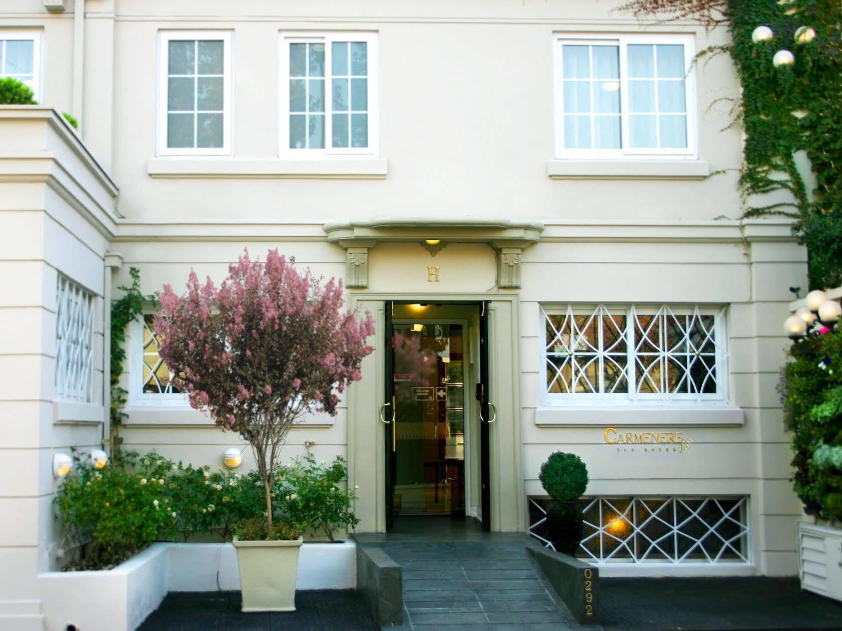 Carmenere Ecohotel Santiago Exterior photo